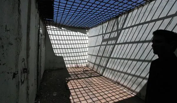 Sistema prisional registrou 1,5 mil novos casos de Covid-19 na última semana, apontam dados do CNJ