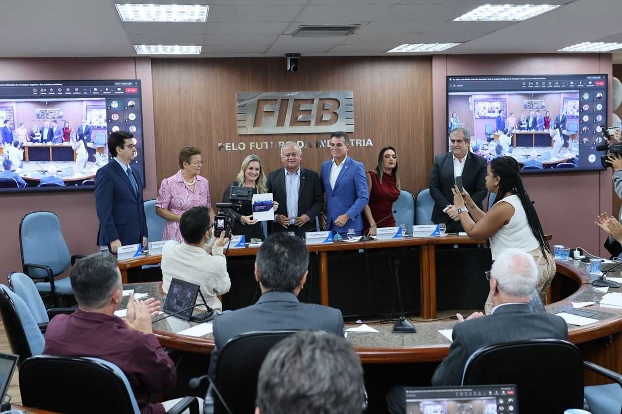 Federação Das Indústrias Do Estado Da Bahia (fieb) Realizou Nesta Quinta Feira (29) Uma Cerimônia Em Comemoração Ao Dia Da Indústria