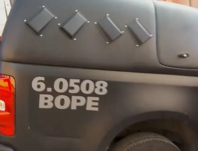 Duas pessoas são feitas reféns por suspeito no bairro de Santa Cruz, em Salvador 