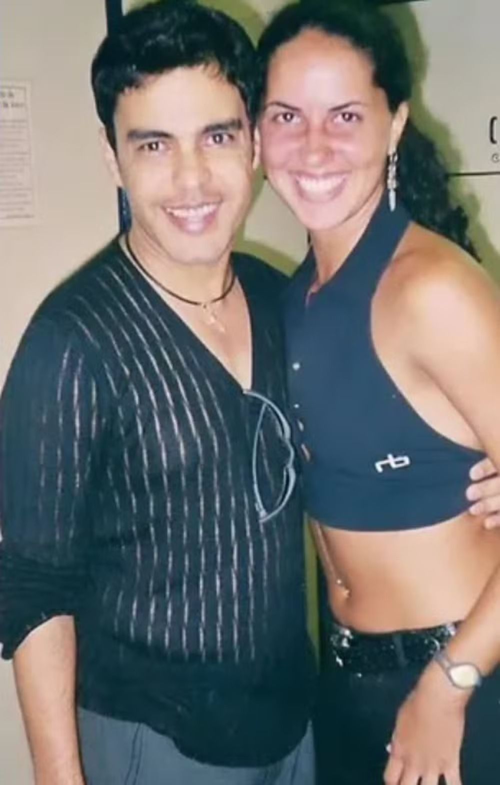 A repercussão do vídeo reacendeu lembranças do início do relacionamento entre Zezé Di Camargo e a atual companheira, Graciele Lacerda. | Foto: Redes Sociais