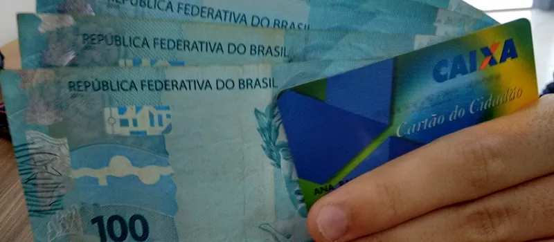TÁ LIBERADO: Abono do PIS para nascidos em outubro começa a ser pago nesta sexta-feira