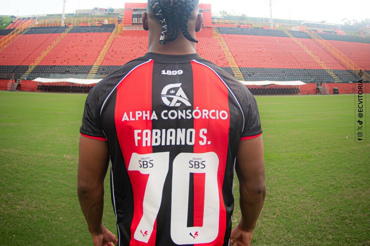 Ap&oacute;s a les&atilde;o grave de Nathan Mendes, o Vit&oacute;ria anuncio o refor&ccedil;o de um novo lateral-direito at&eacute; o fim de 2026. Foto: Victor Ferreira/EC Vit&oacute;ria