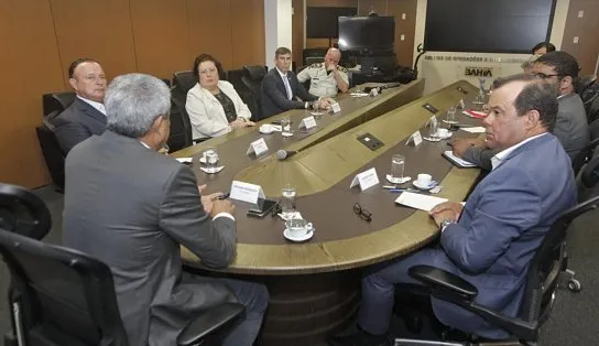 Governador reúne prefeitos para reforçar a representatividade dos municípios e da Federação de Consórcios 