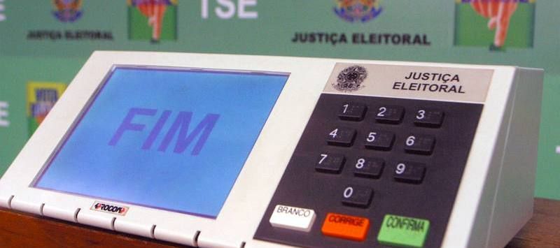  O que acontece com quem n&atilde;o votar e n&atilde;o justificar? Foto: Urna Eletr&ocirc;nica 