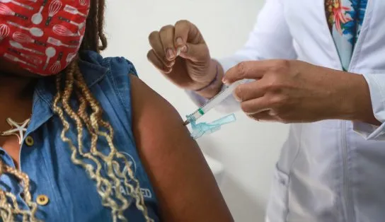 Vacinação contra covid-19 acontece em Salvador nesta segunda-feira com esquema "Liberou Geral"; confira detalhes