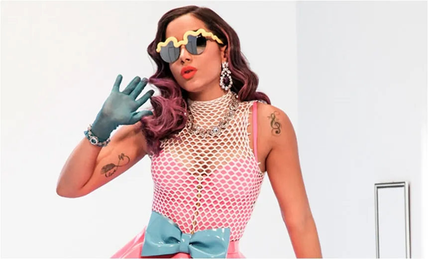 Anitta diz ter feito curso para aprender a manusear testículos "Não só os ovos, mas todo o instrumento"