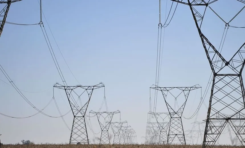 Conta de energia terá bandeira vermelha em novembro; aumento é de mais da metade