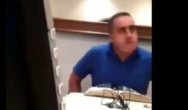 Pastor causa revolta nas redes sociais após ser flagrado agredindo esposa durante live