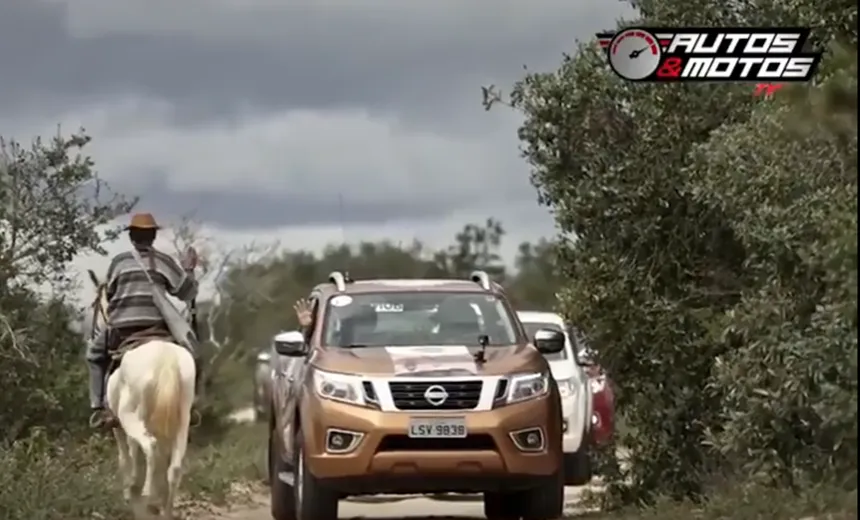 AUTOS E MOTOS: Expedição testa caminhonete da Nissan na Chapada Diamantina