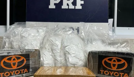 Mulher é detida por transportar mais de 5 kg de diferentes drogas