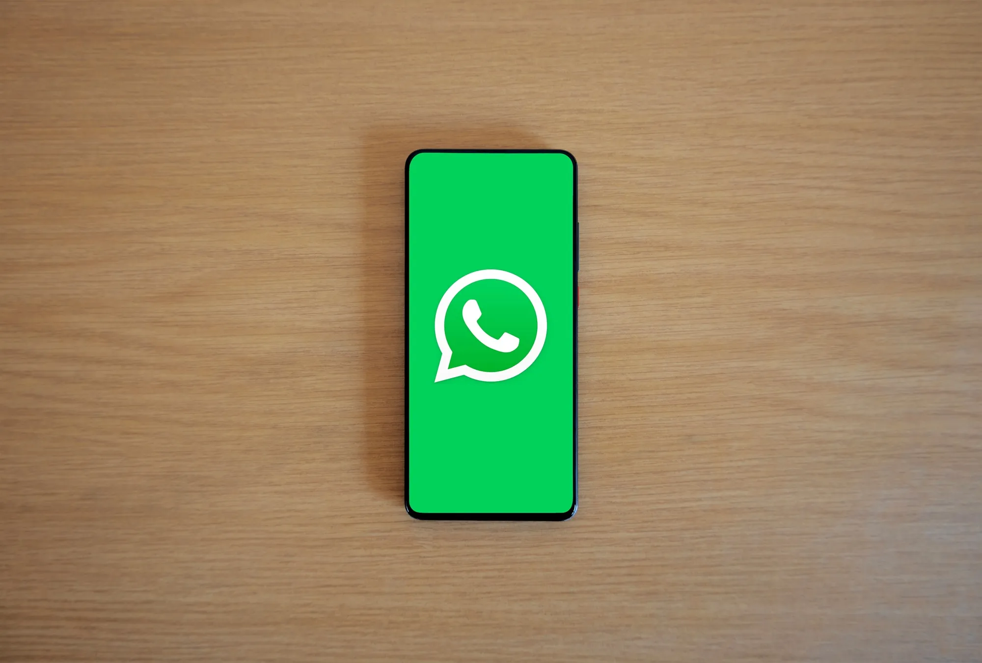 WhatsApp ganha emoji especial, figurinhas e filtros para a Copa do Mundo