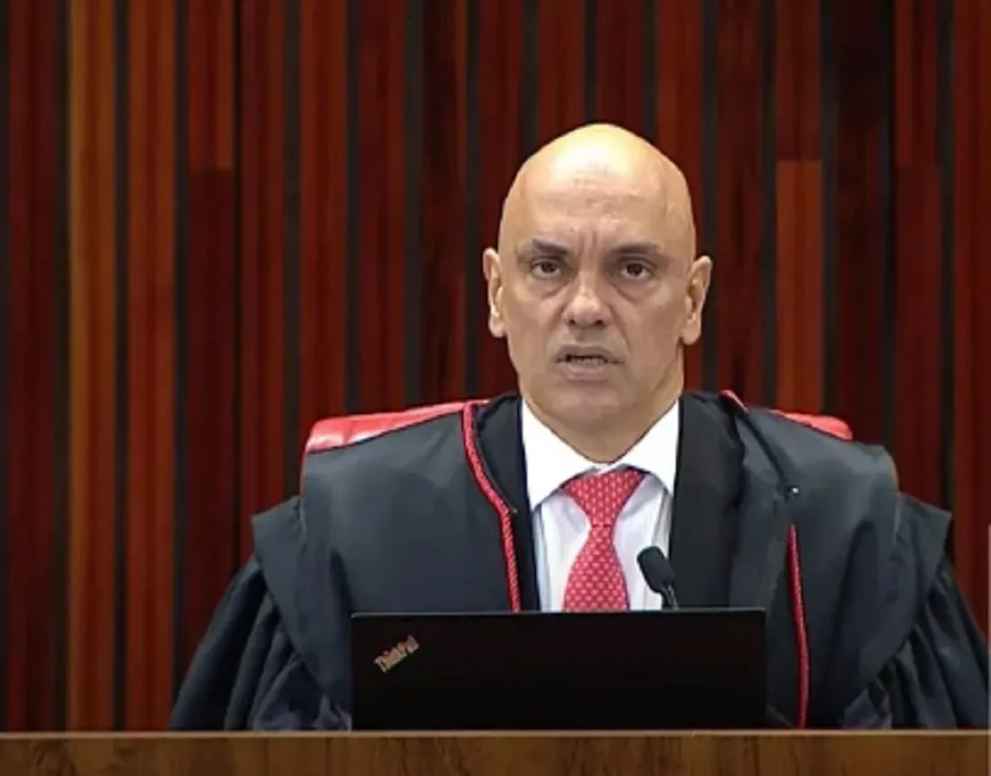 Moraes autoriza acesso da CGU às investigações contra Bolsonaro