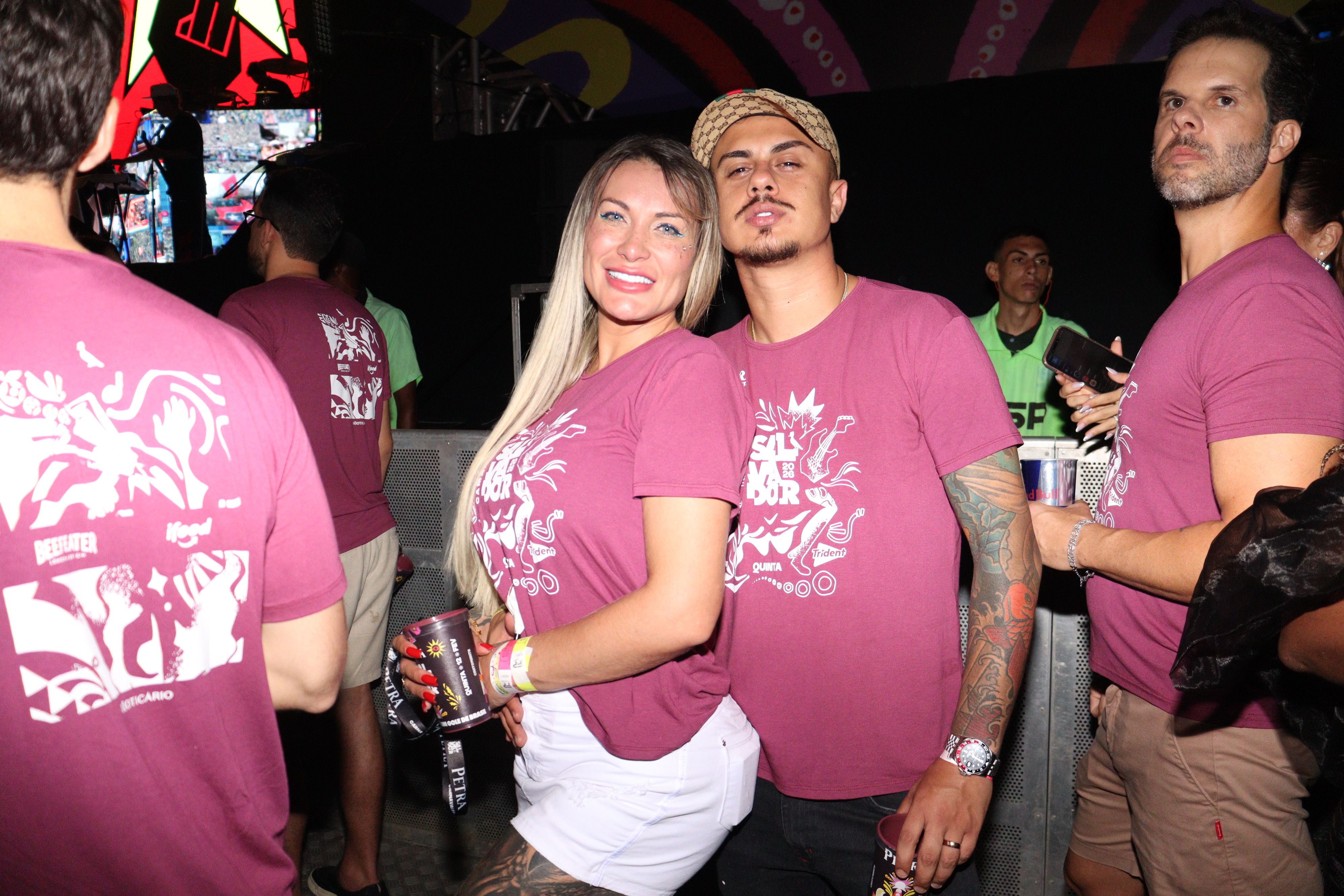 Andressa Urach E O Namorado No Camarote Salvador   Foto Cleiton Sergio Csealiza