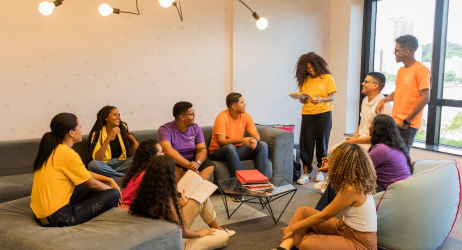 Curso de ingl&ecirc;s gratuito na Bahia est&aacute; com 1.500 vagas abertas para jovens de 16 a 29 anos.| Foto: Divulga&ccedil;&atilde;o