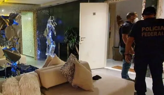Grupo que enviava garotas para prostituição fora do Brasil é alvo da PF, que faz buscas na Bahia 