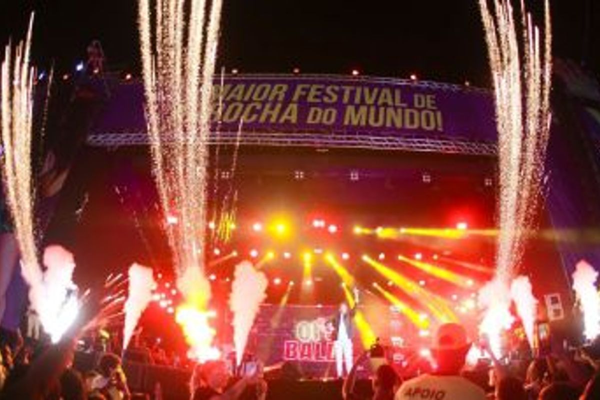 Ebc090fbd984b280426d81635364