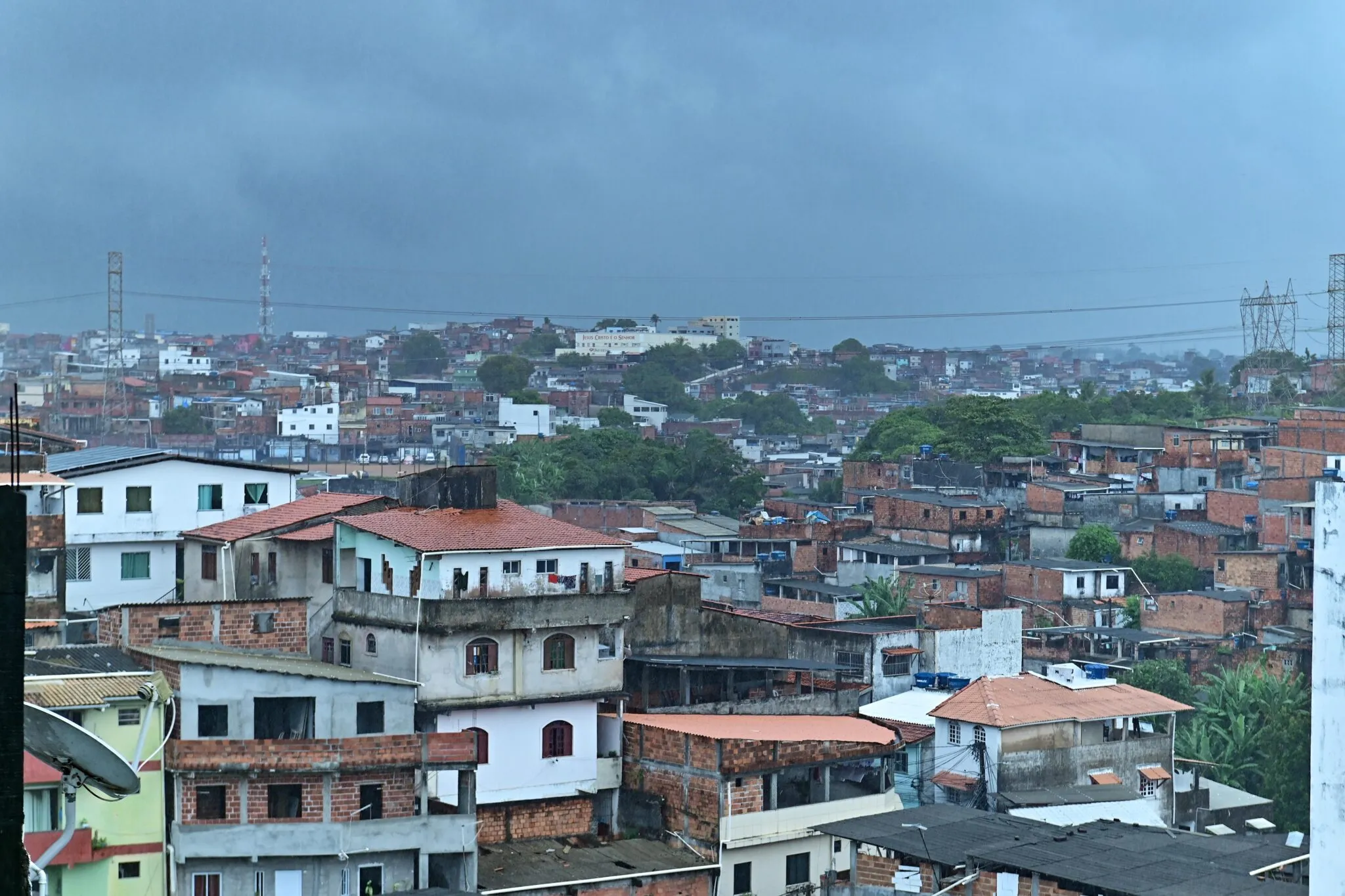 Por que chove mais em Salvador entre abril e junho?