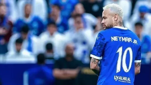 Neymar sofre nova lesão durante partida da Champions League da Ásia