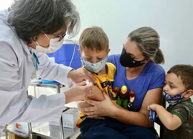 Confira a tabela de vacinas da multivacinação em Salvador