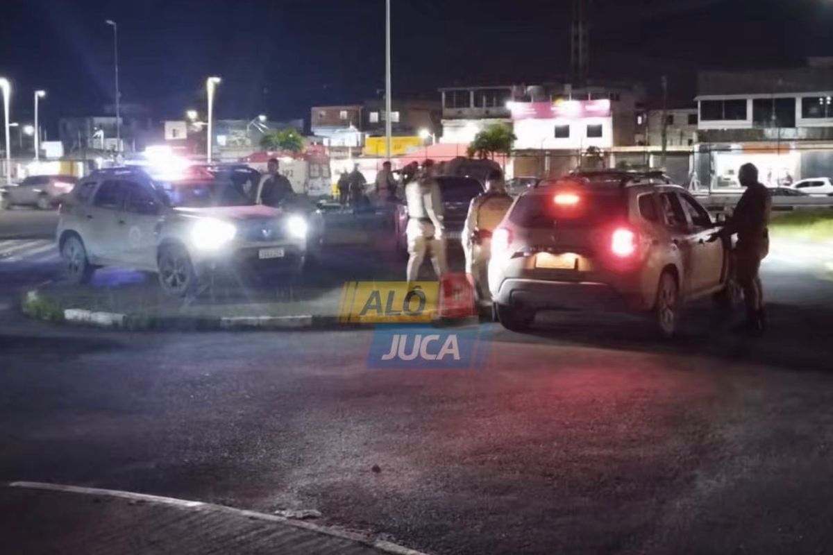 Pm Baleado Em Valeria