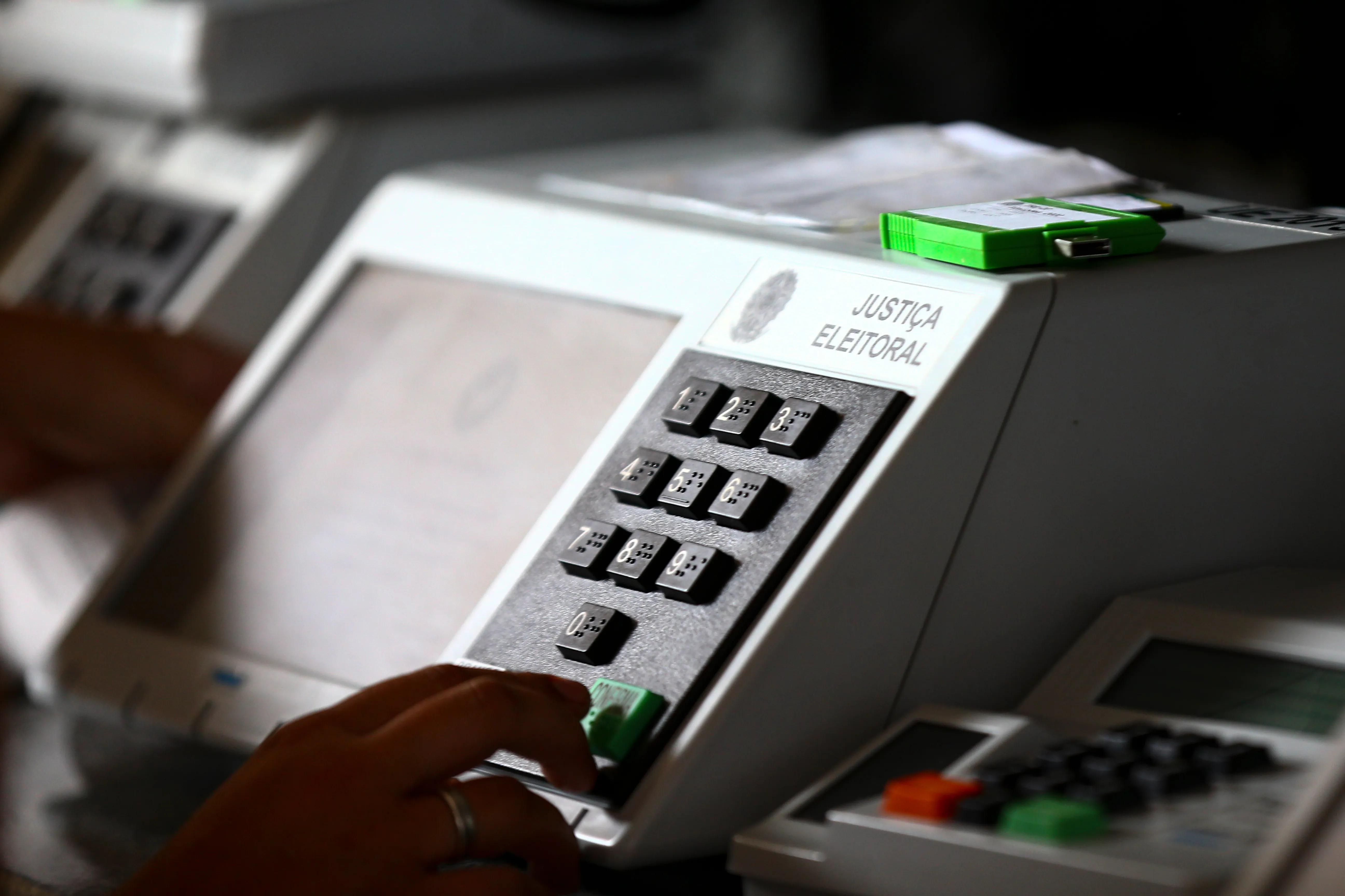 Voto em branco ou nulo? Entenda a diferença e saiba o que muda na eleição