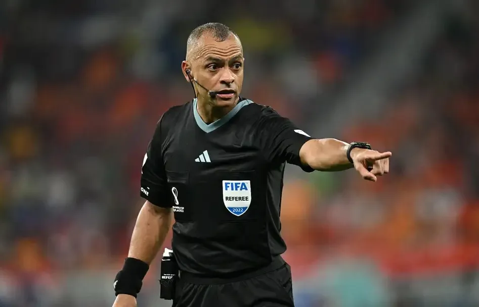 Brasileiro está entre os favoritos para apitar final da Copa do Mundo