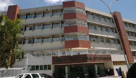 Grávida, jovem de 20 anos é ferida com golpes de arma branca pelo companheiro dentro de casa em Salvador