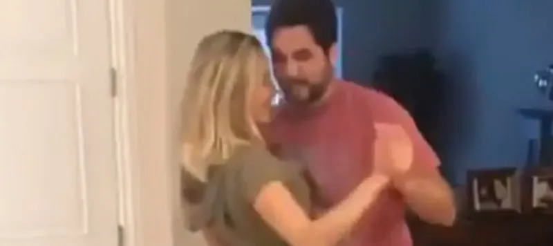 ELA TAQUITÁ: Claudia Leitte dança ?Despacito? com marido e fãs vão à loucura; Veja vídeo