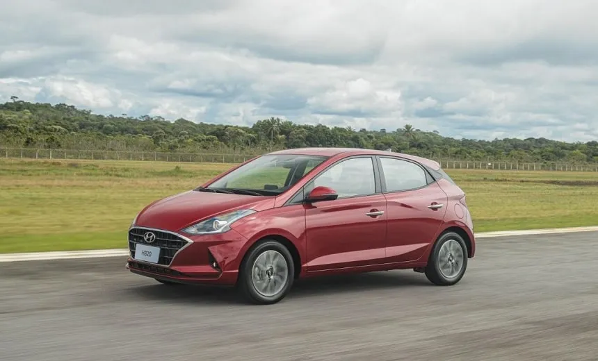 Hyunday renova HB20 com motor turbinado; veja vídeo