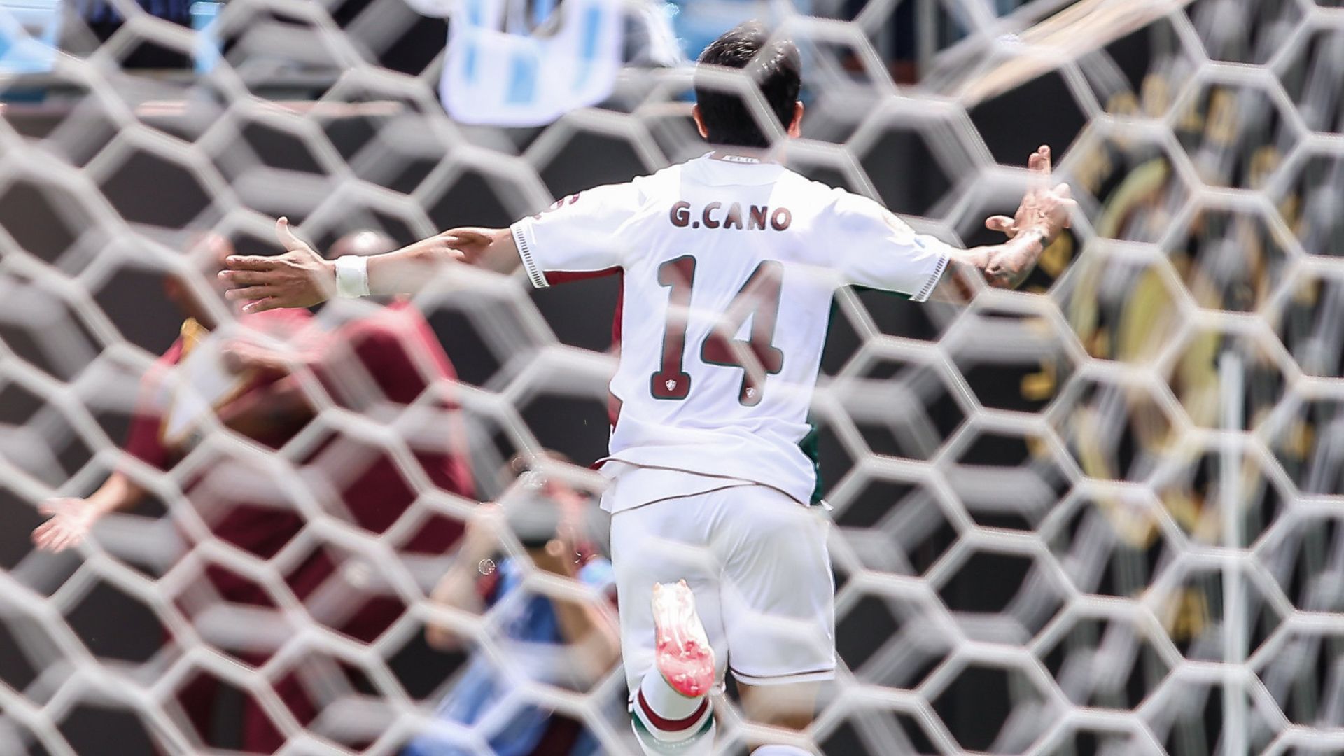 Cano marcou o primeiro do Fluminense, com pouco mais de 2 minutos de partida | Foto: Lucas Merçon/Fluminense F.c.