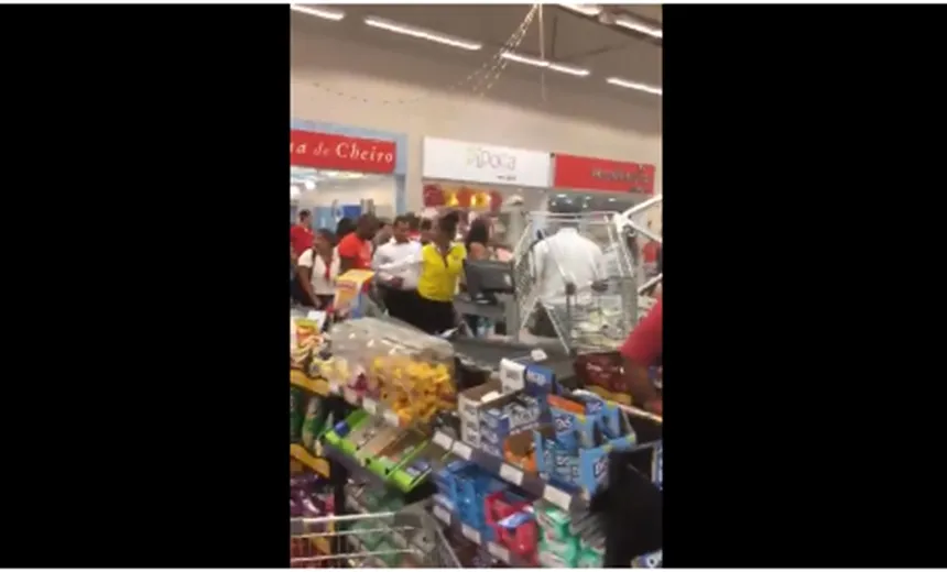 Funcionário terceirizado segue internado após cair do teto de supermercado