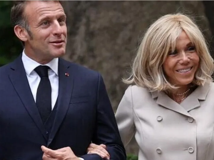 Casal Macron vai apresentar prova de que primeira-dama nasceu mulher
