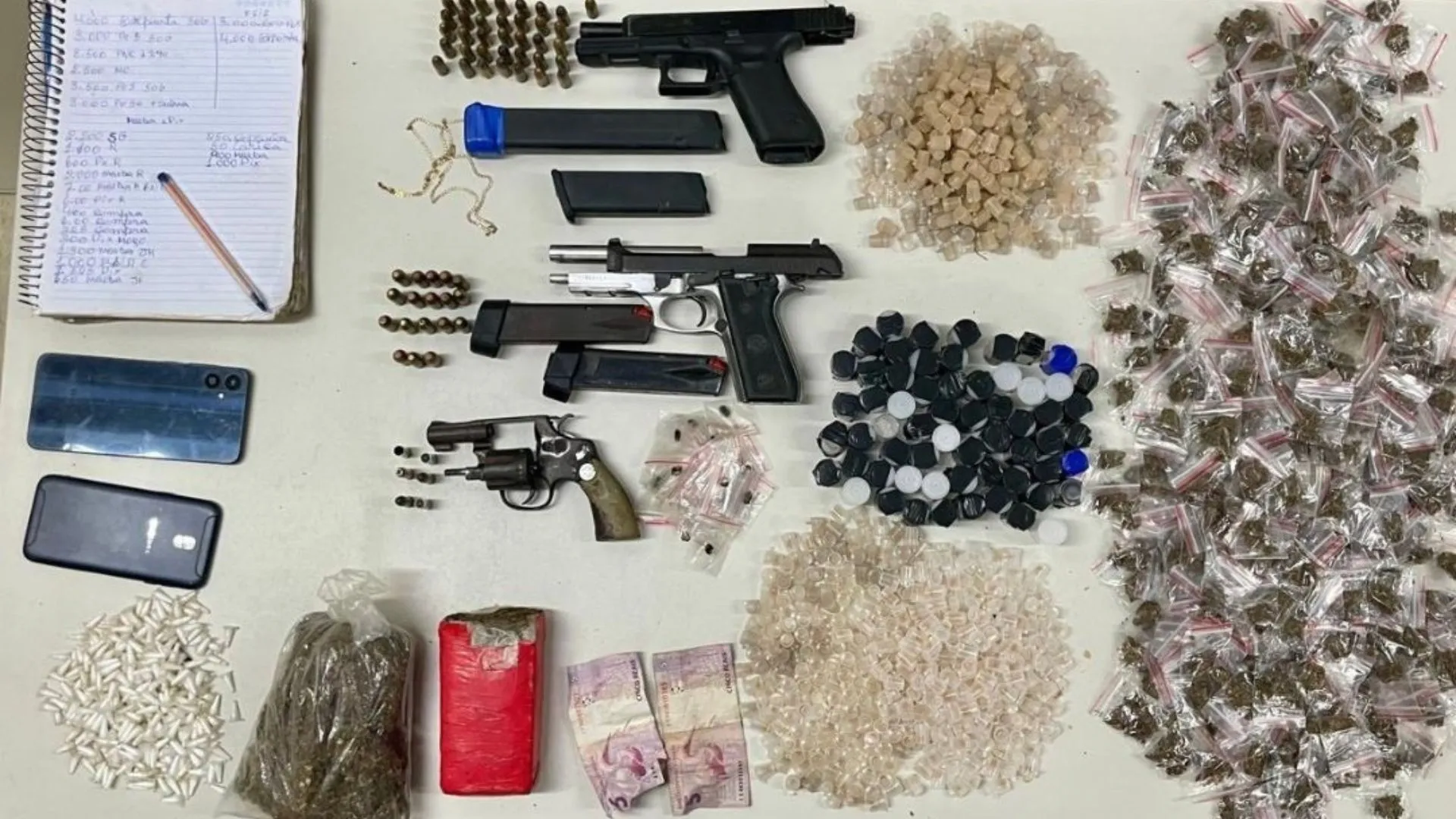 Dois suspeitos morrem em Salvador após confronto com a PM em Pirajá