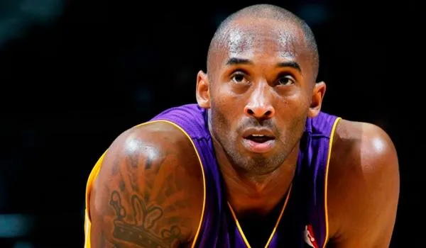 Kobe Bryant morre em acidente de helicóptero nos EUA, diz site