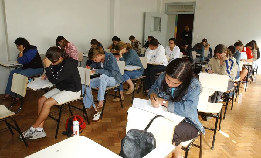 Prazo para inscrição no Fies é prorrogado para esta terça-feira