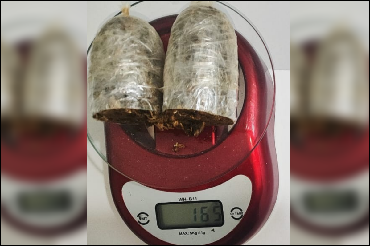 Realizando uma visita a um preso, a mulher foi flagrada com maconha nas partes íntimas, tentando acessar o Presídio de Eunápolis. Foto: Divulgação/Seap