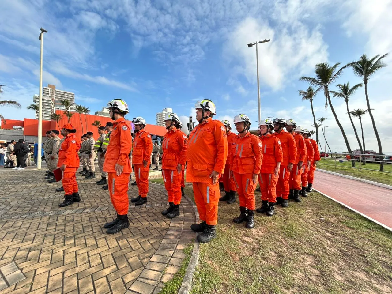 Operação Verão 2025 e 2026 mobilizará mais de 11 mil policiais e bombeiros