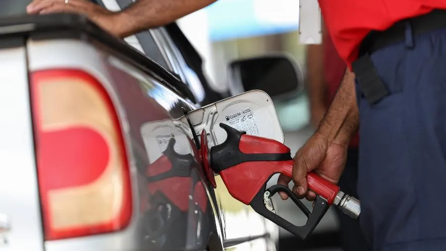 Onde achar gasolina barata em Salvador? Veja lista de postos 