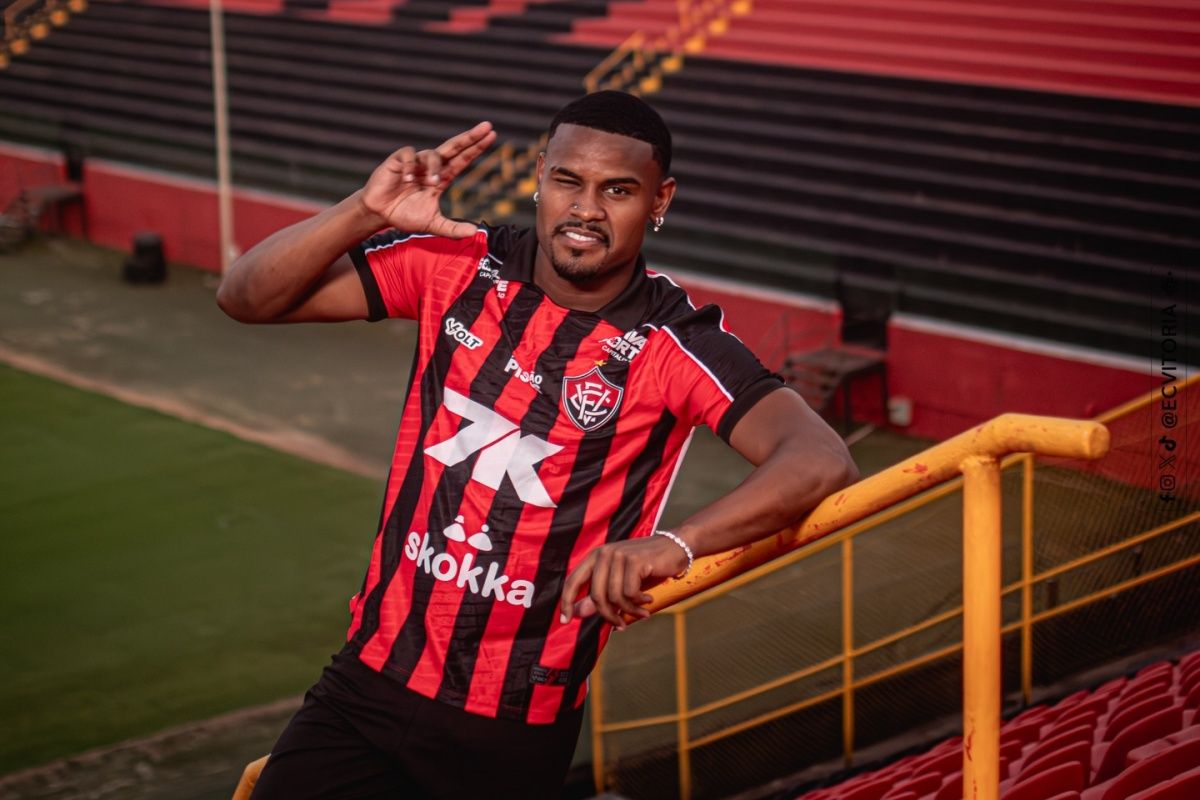 Quem &eacute; Nathan Mendes, novo refor&ccedil;o do Vit&oacute;ria para 2026. Foto: Victor Ferreira/EC Vit&oacute;ria