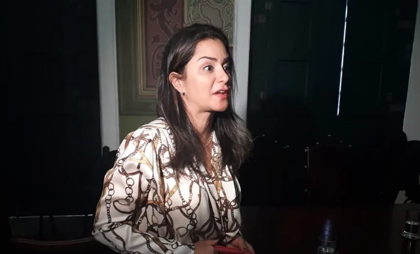 Taxistas poderão entrar nos apps de transporte, diz vereadora; veja outros pontos do texto