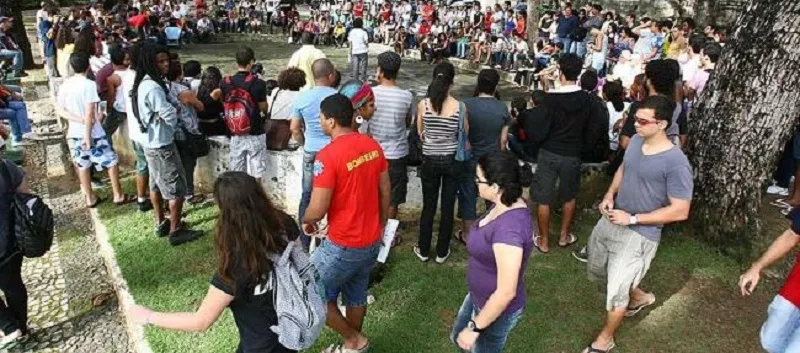 DIA AGITADO: Manifestações marcam a tarde desta sexta-feira em Salvador