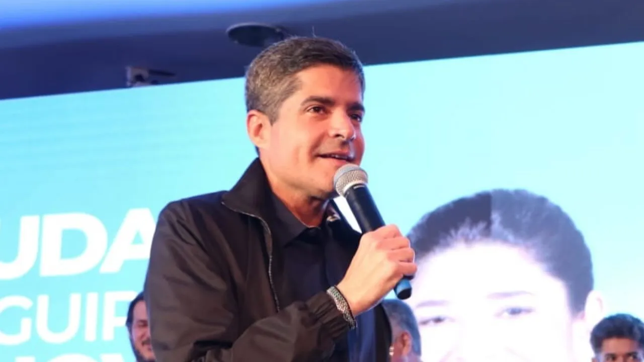 De quanto é fortuna de ACM Neto?