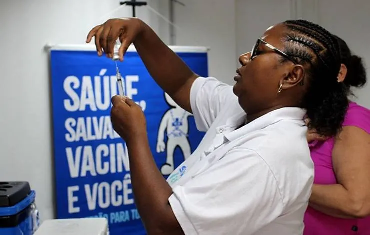 Confira a estratégia de vacinação contra a dengue em Salvador; Brasil registra quase 5 mil mortes