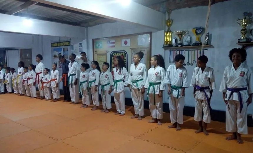 Karatekas do Bairro da Paz precisam de doações para competir em São Paulo; saiba como ajudar