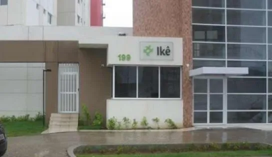 Menina de 5 anos cai do 2º andar de prédio no Imbuí no mesmo condomínio que babá pulou para fugir da patroa