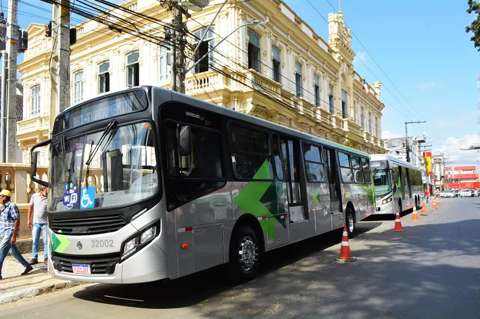 &Ocirc;nibus De Feira De Santana[
