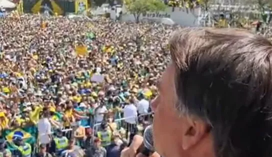 Durante discurso em Brasília, Bolsonaro faz ameaça ao STF e ministro Fux 