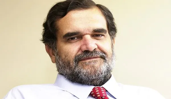Jornalista Celso Pinto, criador do jornal "Valor Econômico", morre aos 67 anos
