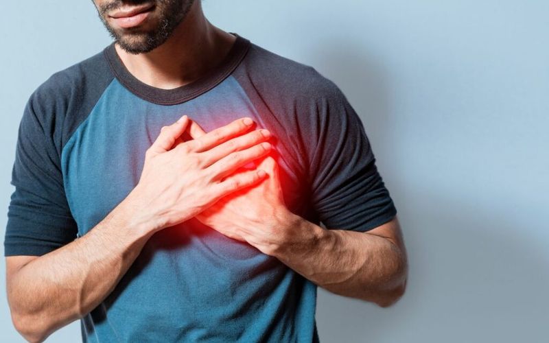 A bradicardia &eacute; uma condi&ccedil;&atilde;o caracterizada por batimentos card&iacute;acos abaixo do normal e pode causar tontura, fadiga e desmaios/Foto: Freepik