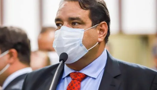 "Choro de perdedor", diz Alan Sanches sobre o PT após pesquisa apontar preferência por Neto